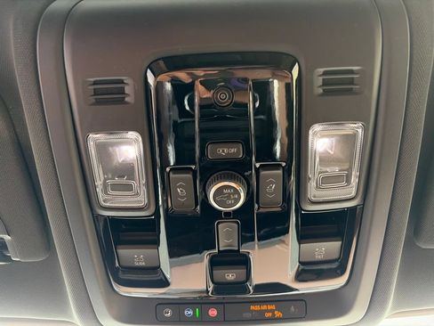 New 2026 Chevrolet Tahoe High Country AWD/4WD image 32