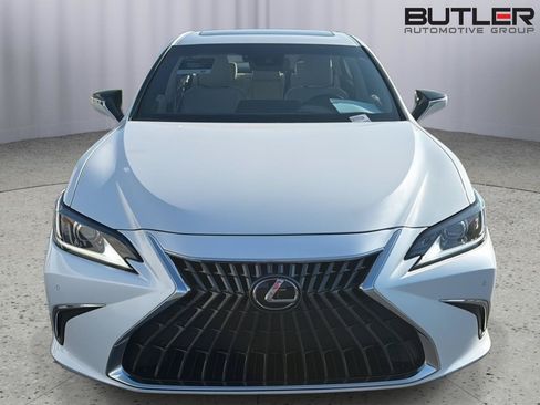 Used 2022 Lexus ES 350 w/ Premium Package FWD image 9