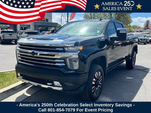 Used 2020 Chevrolet Silverado 2500 High Country w/ Technology Package AWD/4WD image 2
