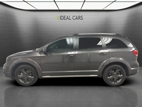 Used 2019 Dodge Journey Crossroad FWD image 8