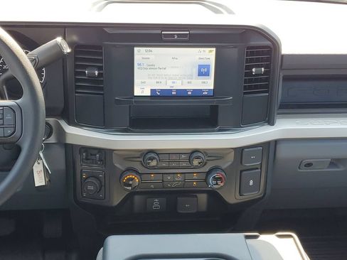 New 2026 Ford F250 XL w/ FX4 Off-Road Package AWD/4WD image 25