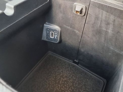 Used 2021 Jeep Wrangler Unlimited Sahara AWD/4WD image 16