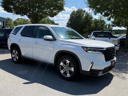 Used 2023 Honda Pilot EX-L image 1