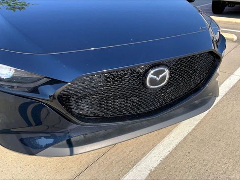 Used 2024 MAZDA MAZDA3 s FWD image 31