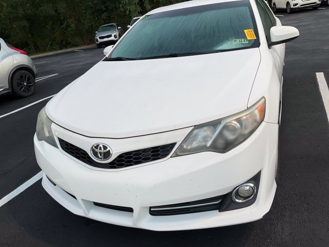 Used 2014 Toyota Camry SE FWD image 11