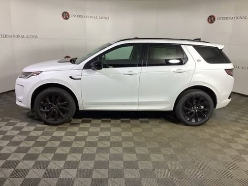 New 2025 Land Rover Discovery Sport S image 6