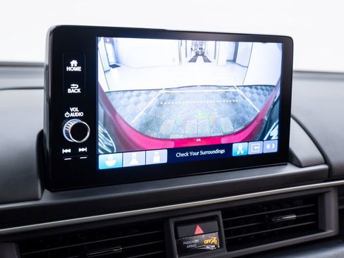 Certified 2025 Honda Pilot Touring image 28