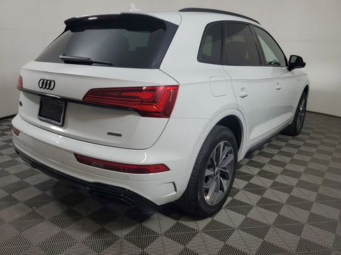 Used 2024 Audi Q5 2.0T Premium Plus w/ Premium Plus Package AWD/4WD image 6