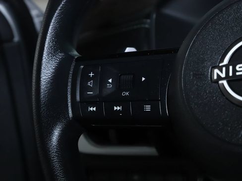 Used 2023 Nissan Rogue SV AWD/4WD image 22