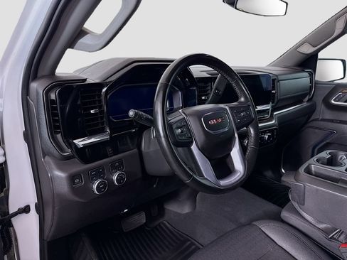 Used 2023 GMC Sierra 1500 SLE w/ X31 Off-Road Package AWD/4WD image 9