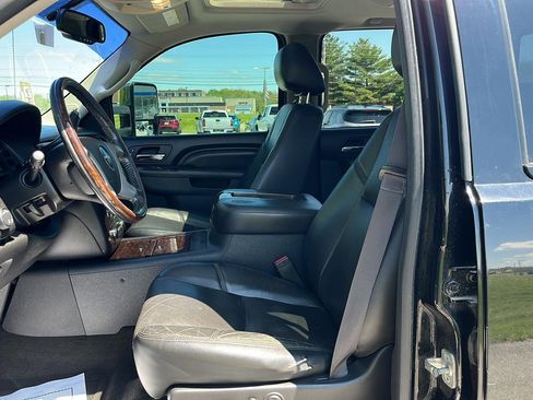 Used 2014 GMC Sierra 3500 Denali w/ LPO, On The Job Package AWD/4WD image 25