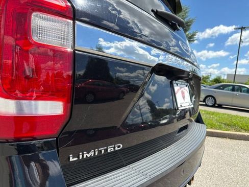 Used 2019 Ford Expedition Max Limited RWD image 39