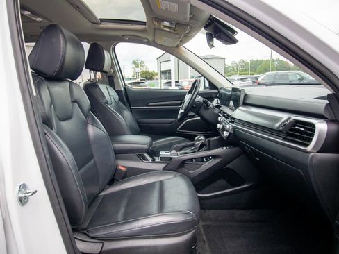 Used 2025 Kia Telluride S FWD image 20