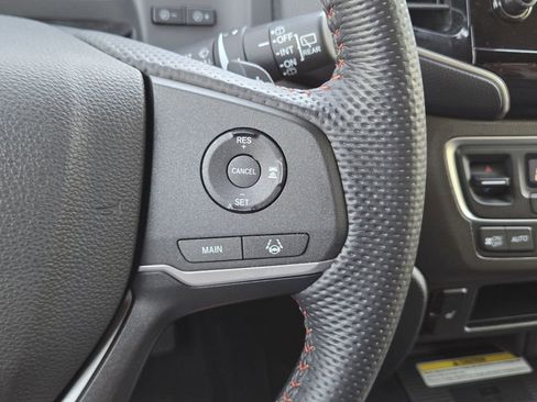 Certified 2023 Honda Passport TrailSport image 31