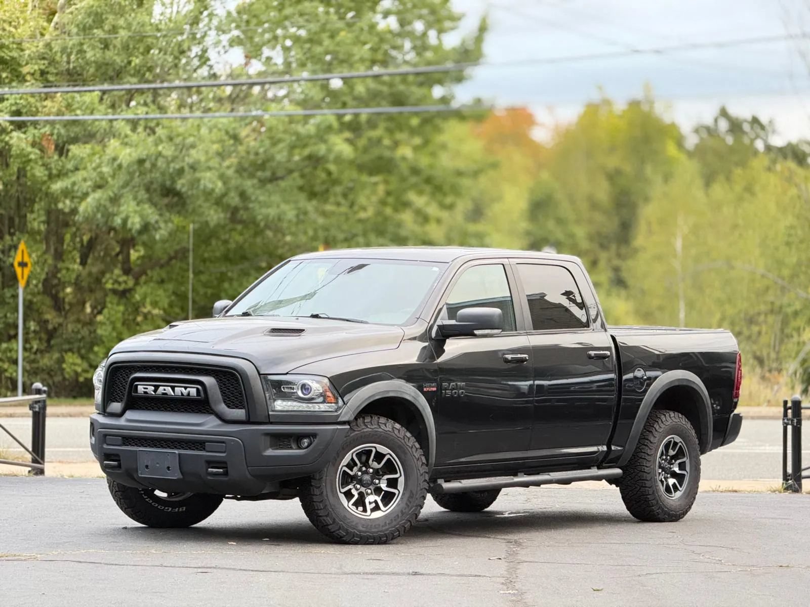 Used 2017 RAM 1500 Rebel w/ Luxury Group AWD/4WD image 32