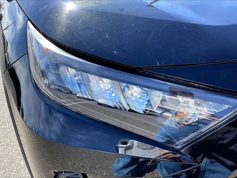 Certified 2021 Toyota RAV4 LE image 27