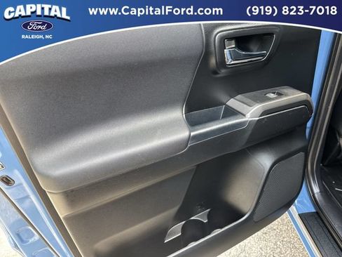 Used 2018 Toyota Tacoma TRD Pro AWD/4WD image 17