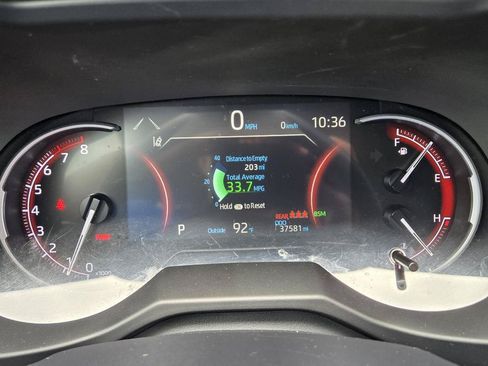 Used 2024 Toyota RAV4 XLE FWD image 23