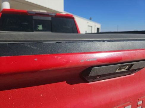 Used 2020 Chevrolet Silverado 1500 RST AWD/4WD image 9