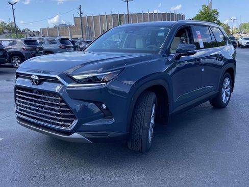 New 2026 Toyota Grand Highlander AWD image 7