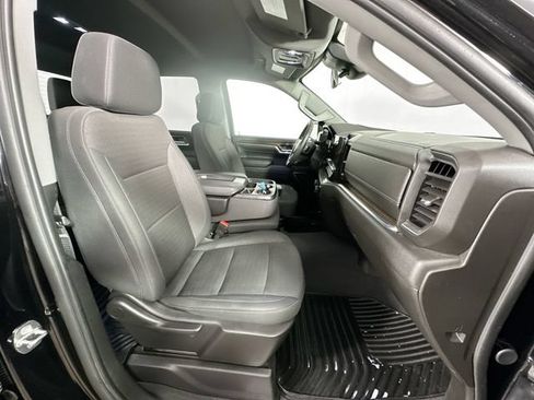 Used 2024 Chevrolet Silverado 1500 LT AWD/4WD image 24