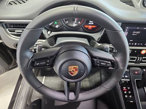 New 2026 Porsche Macan AWD/4WD image 20