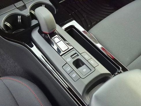 Used 2026 Toyota Prius Plug-In Hybrid image 12