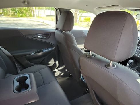 Used 2024 Chevrolet Malibu LT image 30