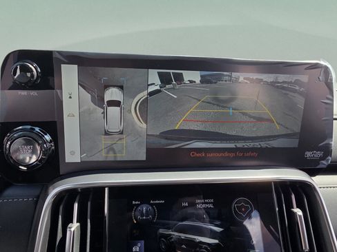 New 2026 Lexus LX 600 4WD w/ Luxury Package image 21