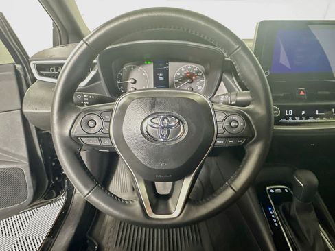 Used 2025 Toyota Corolla SE FWD image 15