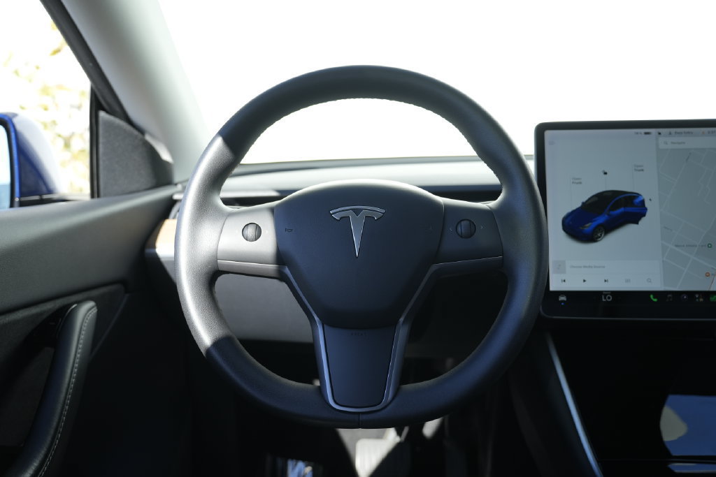 Used 2020 Tesla Model Y Long Range AWD/4WD image 41