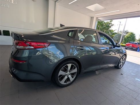 Used 2020 Kia Optima S image 14