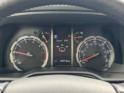 Used 2024 Toyota 4Runner TRD Off-Road Premium w/ Off Road Premium Plus Package AWD/4WD image 14