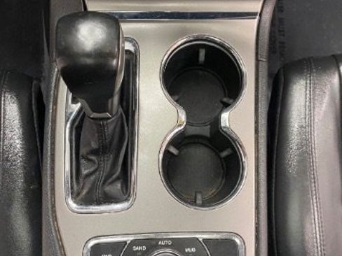 Used 2020 Jeep Grand Cherokee Limited AWD/4WD image 27