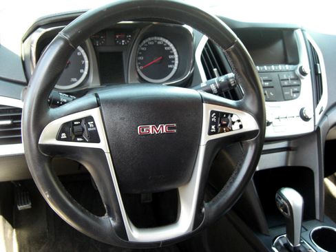Used 2013 GMC Terrain SLE w/ Chrome Package image 9