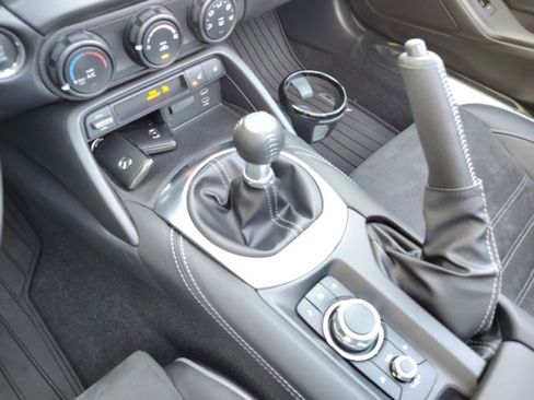 Used 2025 MAZDA MX-5 Miata RF Club w/ Interior Package image 14