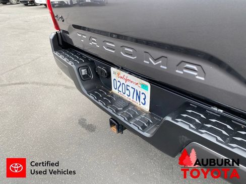 Used 2022 Toyota Tacoma SR w/ SX Package AWD/4WD image 12