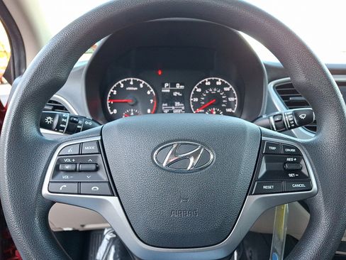 Used 2020 Hyundai Accent SEL image 21