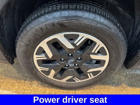 Used 2025 Subaru Forester Premium image 16