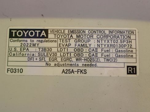 Used 2022 Toyota RAV4 XLE FWD image 45