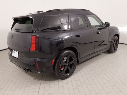 Used 2025 MINI Cooper Countryman John Cooper Works w/ Comfort Package Max AWD/4WD image 10