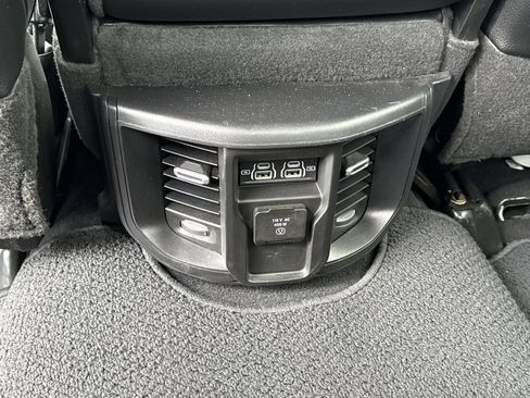 Used 2024 RAM 2500 Laramie AWD/4WD image 11