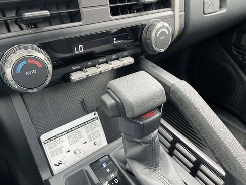 Used 2025 Toyota Tacoma TRD Sport RWD image 30