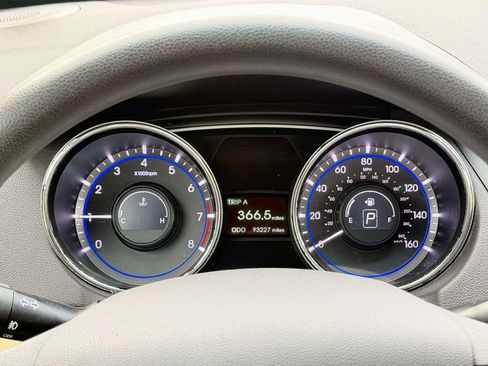 Used 2013 Hyundai Sonata GLS w/ Popular Equipment Pkg FWD image 9