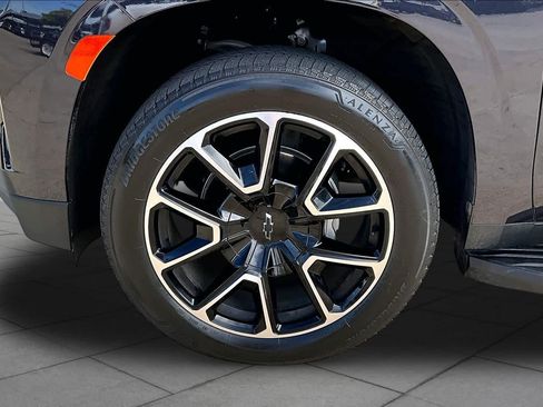 Used 2023 Chevrolet Tahoe RST AWD/4WD image 11