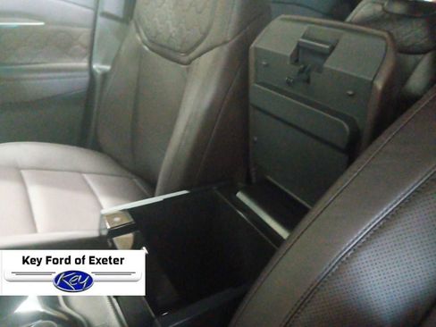 New 2026 Ford Explorer Platinum image 32