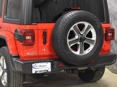 Used 2020 Jeep Wrangler Unlimited Sahara w/ Dual Top Group image 9