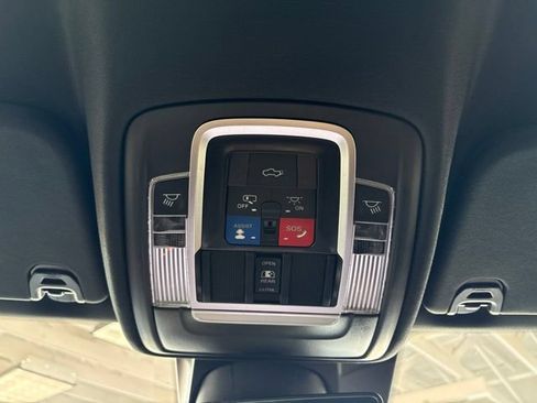 Used 2023 RAM 1500 Laramie AWD/4WD image 45