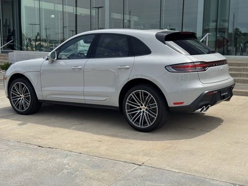 New 2025 Porsche Macan image 3