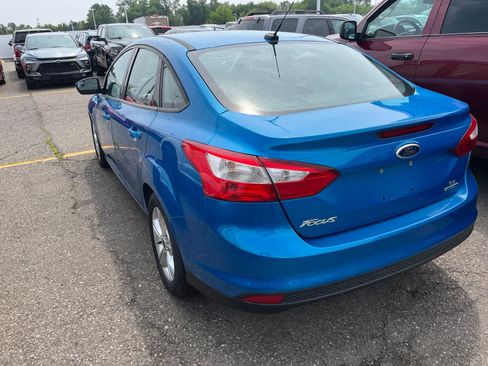 Used 2014 Ford Focus SE FWD image 11